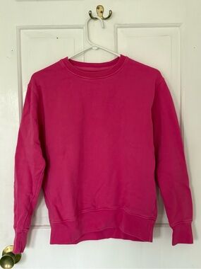Women’s Crewneck Sweater in Bright Pink